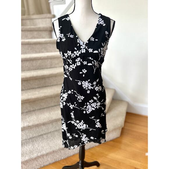 Vintage Black & White Floral Whimsigoth Fairy 90s Y2K Sleeveless Slip Dress - Picture 1 of 6